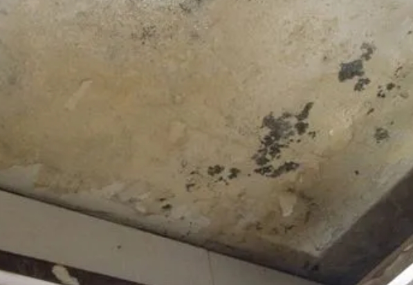 平利阳台漏水维修公司分享下平利卫生间渗水维修需要注意哪些问题。